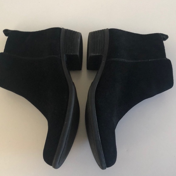 Vince Camuto VV-Brystal Black Boots item#149 - Picture 5 of 7